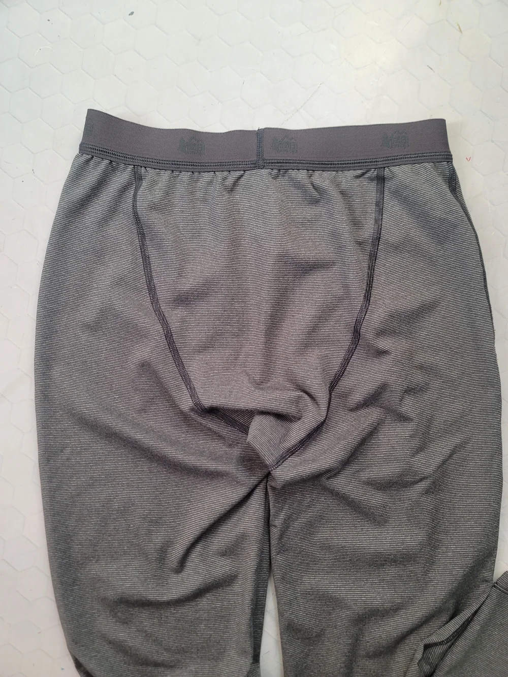 REI Kid Base Layer Pants Outdoor Leggings Gray Stripe 14/16 Large Camping Hiking